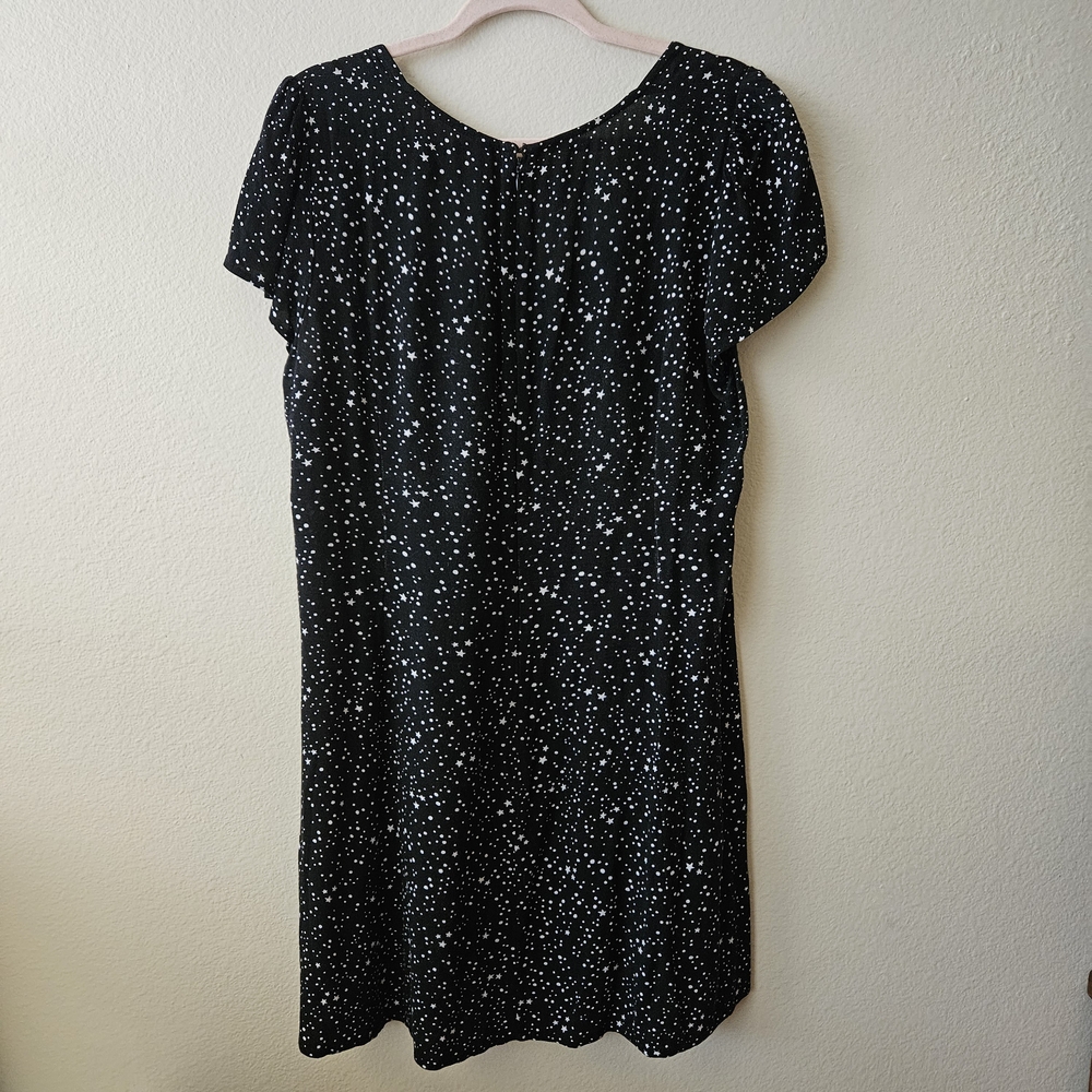 Xhilaration Black Dress with Stars - Picture 3 of 4